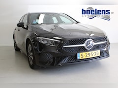 Mercedes-Benz A-klasse - 180 Business Line | 16'LMV | NAVIGATIE | LEDER/STOF | CAMERA | DAB-RADIO | KEYLESS | CLIMA