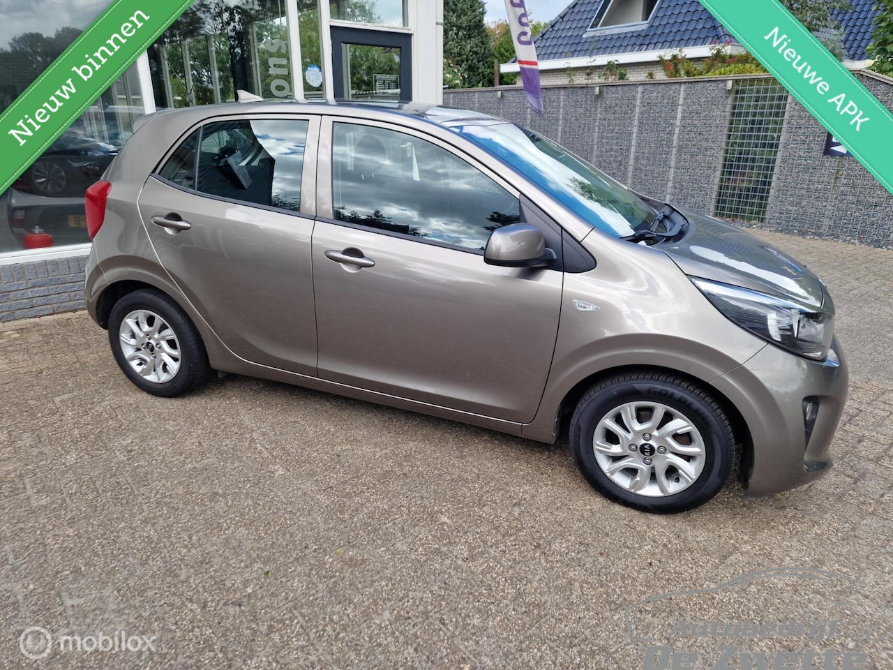 Kia Picanto - 1.0 CVVT ComfortPlusLine Navigator 1.0 CVVT ComfortPlusLine Navigator - AutoWereld.nl