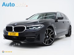 BMW 5-serie Touring - 530e | Leder | Memory | Stoelventilatie | Adaptive Cruise | Camera | Sfeerlicht | Dodehoek