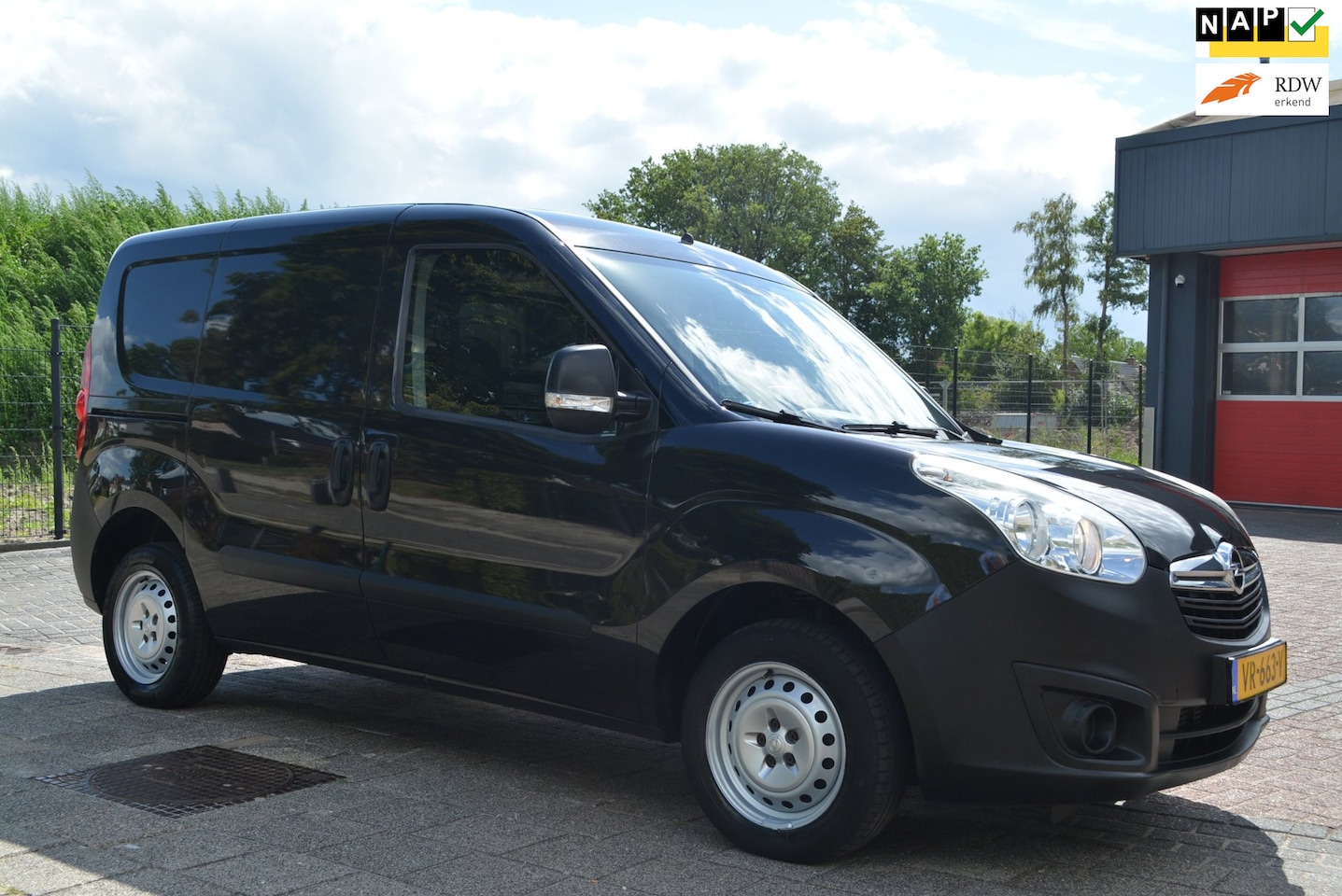 Opel Combo - 1.6 CDTi L1H1 Sport 1.6 CDTi L1H1 Sport - AutoWereld.nl