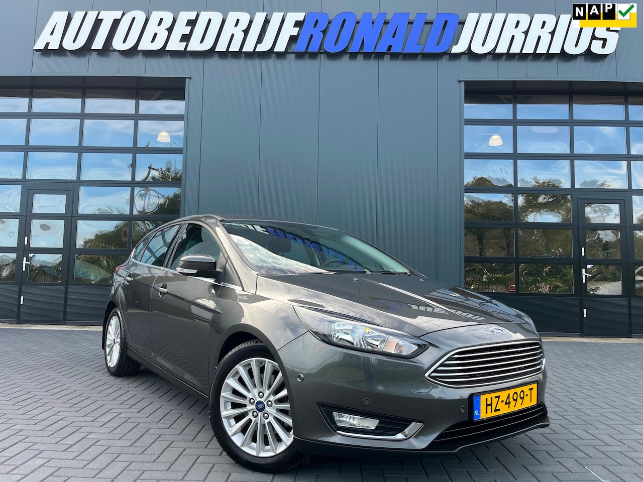 Ford Focus - 1.5 Titanium NL.Auto/Automaat/Climatronic/17Inch/Topstaat/1Ste Eigenaar/150PK/Goed onderho - AutoWereld.nl