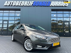 Ford Focus - 1.5 Titanium NL.Auto/Automaat/Climatronic/17Inch/Topstaat/1Ste Eigenaar/150PK/Goed onderho