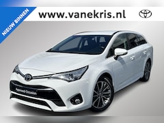 Toyota Avensis Touring Sports - 1.8 VVT-i Lease Pro, Automaat, Trekhaak , Stoelverwarming, Camera