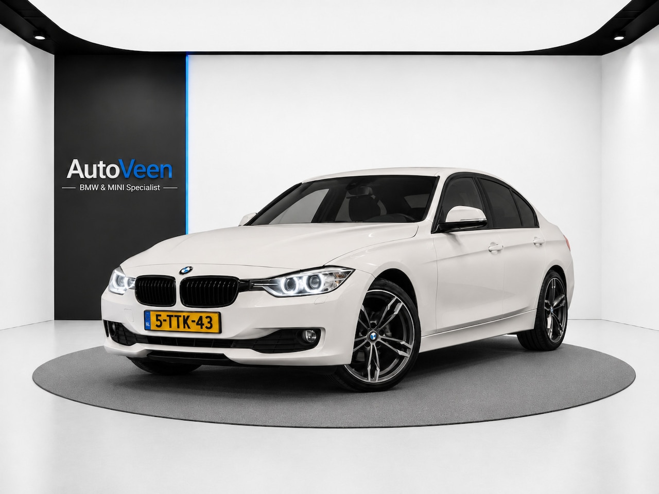 BMW 3-serie - 316i Executive Sport 316i Executive (SPORT, LED, NAVI, CRUISE, 18 INCH, GOED ONDERHOUDEN) - AutoWereld.nl