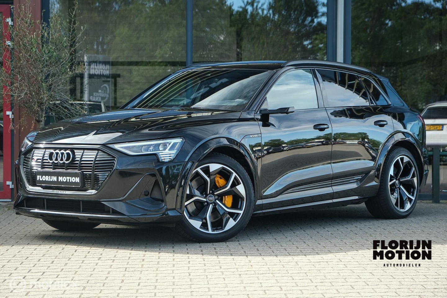 Audi e-tron - S quattro 95 kWh | Pano | RS-stoelen | HUD | Bang & Olufsen | Memory | Stoelverwarming voo - AutoWereld.nl