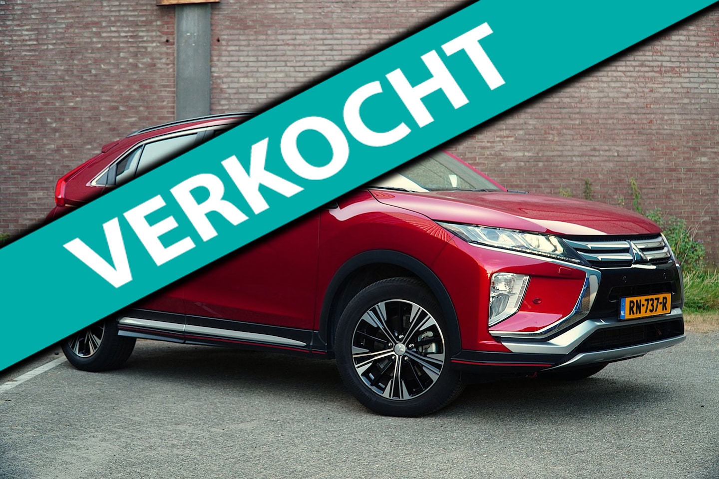 Mitsubishi Eclipse Cross - 1.5 DI-T Instyle 1.5 DI-T Instyle, Climat, Cruise, Apple Carplay, Trekhaak, Lederen bekleding, - AutoWereld.nl