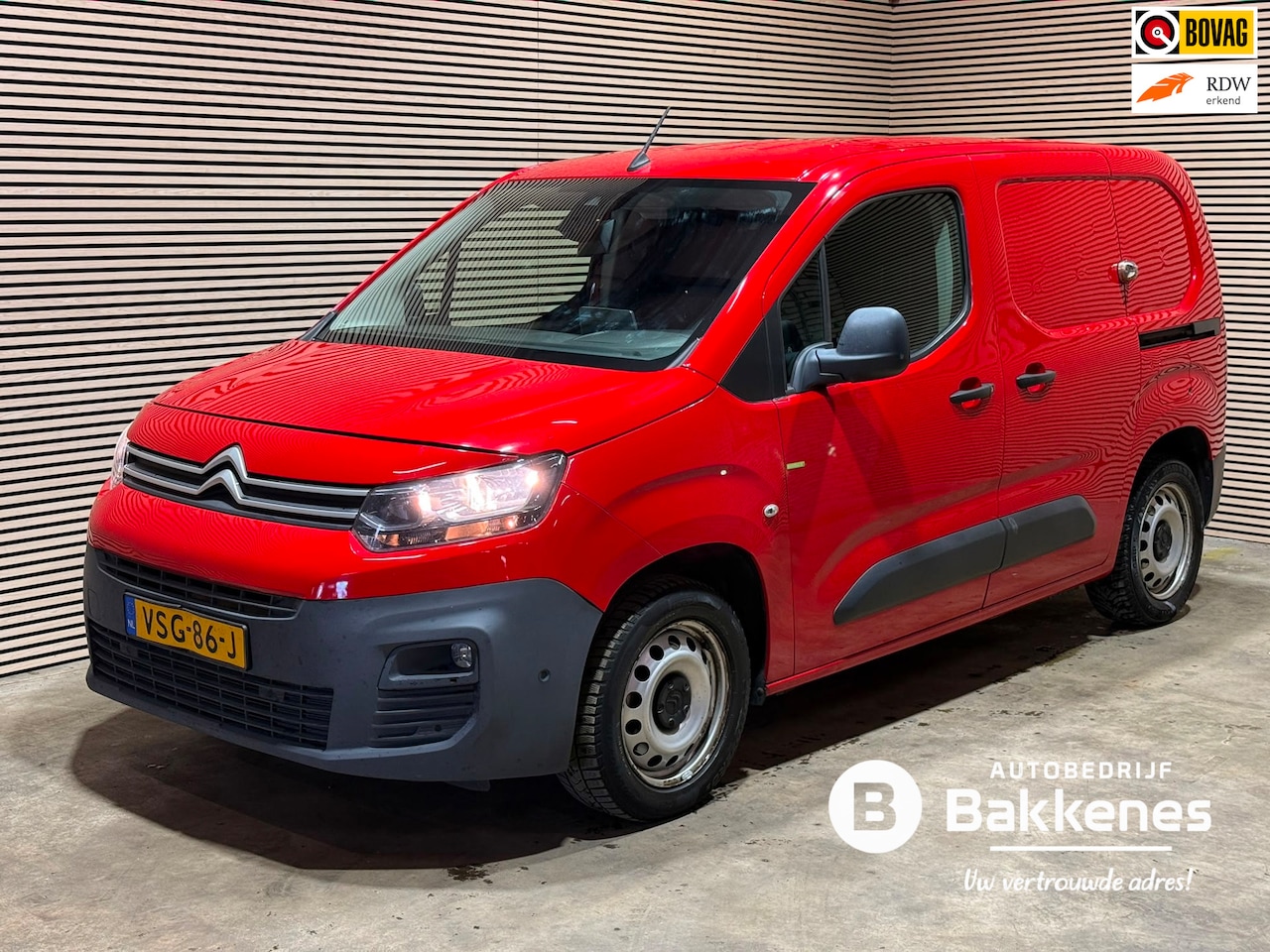 Citroën Berlingo - 1.5 BlueHDI Club | Automaat | Carplay | Camera - AutoWereld.nl
