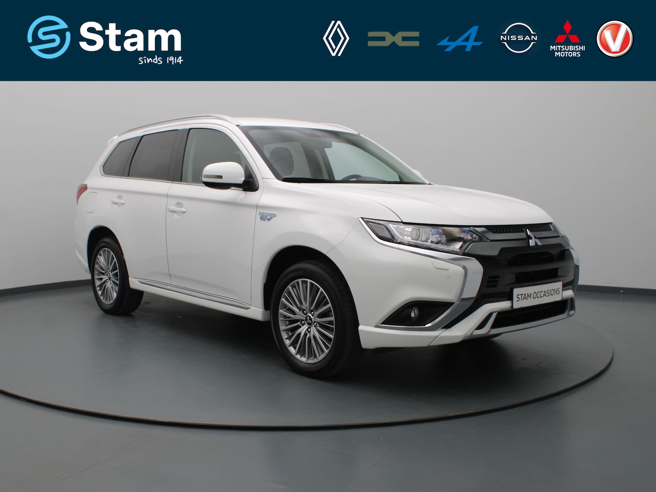 Mitsubishi Outlander - 225pk PHEV Intense Apple Carplay/Android Auto | Climate - AutoWereld.nl