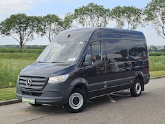 Mercedes-Benz Sprinter - 317 1.9 CDI L2H2 RWD L2H2 Automaat MBUX Airco Cruise Control Camera Parkeersensoren Stoelv