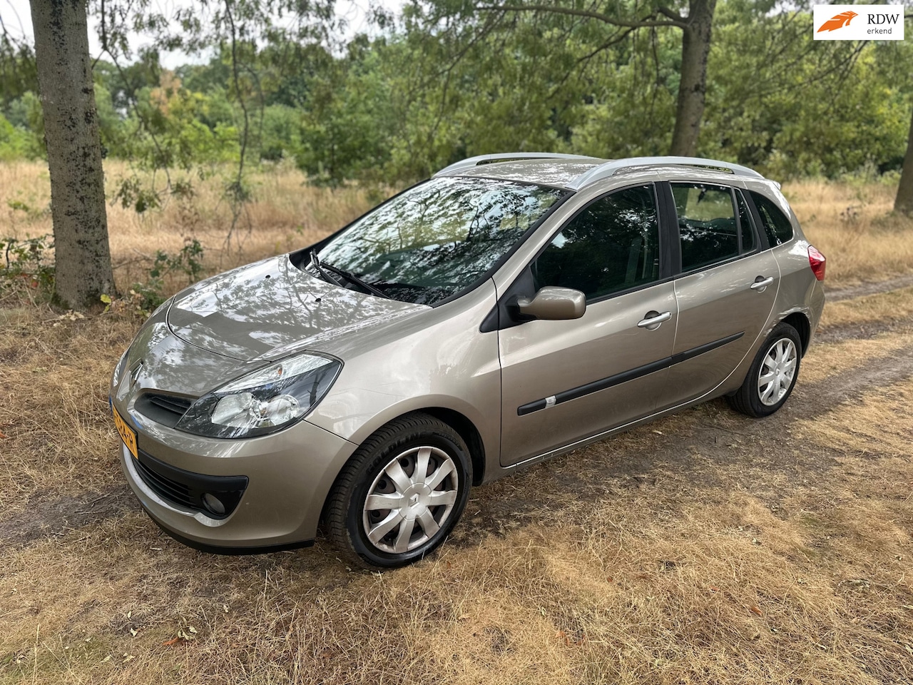 Renault Clio Estate - 1.2 TCE Corporate APK 22-09-2027 - AutoWereld.nl