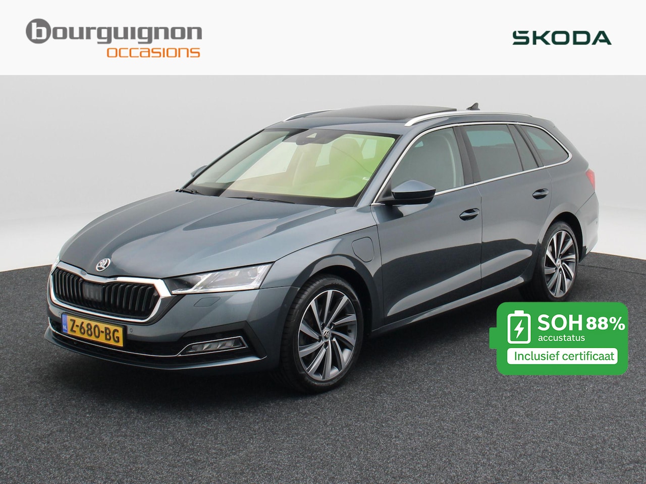 Skoda Octavia Combi - 1.4 TSi 204 PK iV PHEV Business Plus | Stoelverwarming | Panoramadak | Camera | Adaptive C - AutoWereld.nl