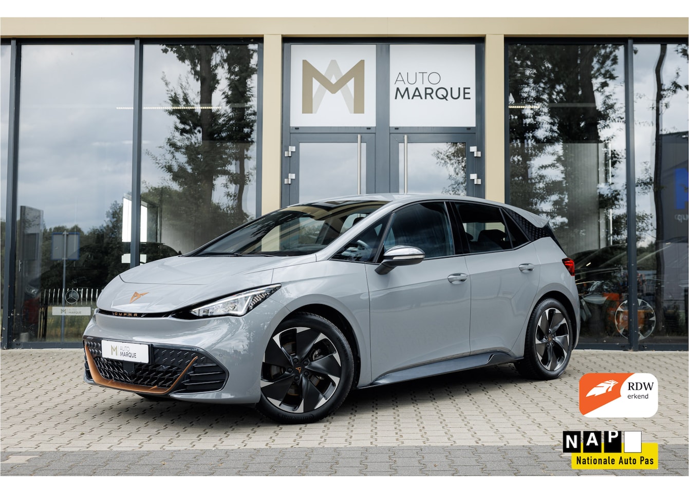 CUPRA Born - Business 62 kWh | 19” LM Velgen | Apple CarPlay | Full LED | Sportstoelen | Parkeersensore - AutoWereld.nl