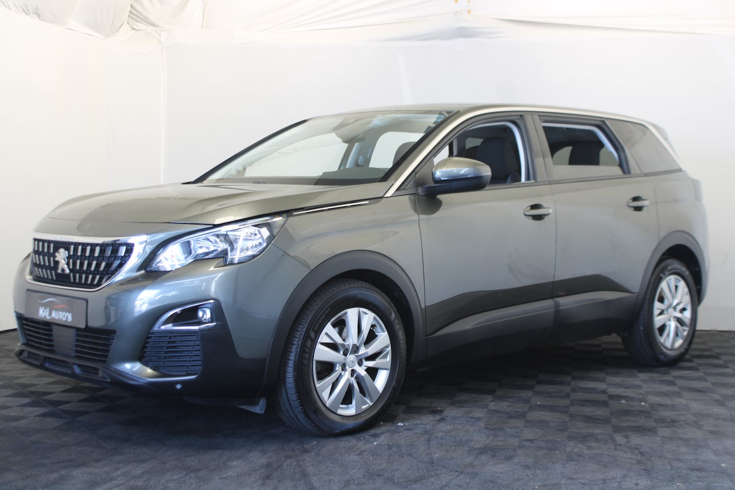 Peugeot 5008 - 1.2 PureTech Active Avantage |Navi|Carplay| - AutoWereld.nl