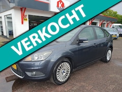 Ford Focus - 1.8 Limited CLIMA/PDC/NAVI BJ 2011