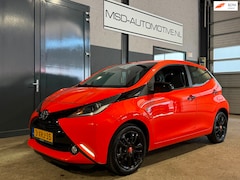Toyota Aygo - 1.0 VVT-i x-cite Sportvelgen Airco 2e Eigenaar NAP