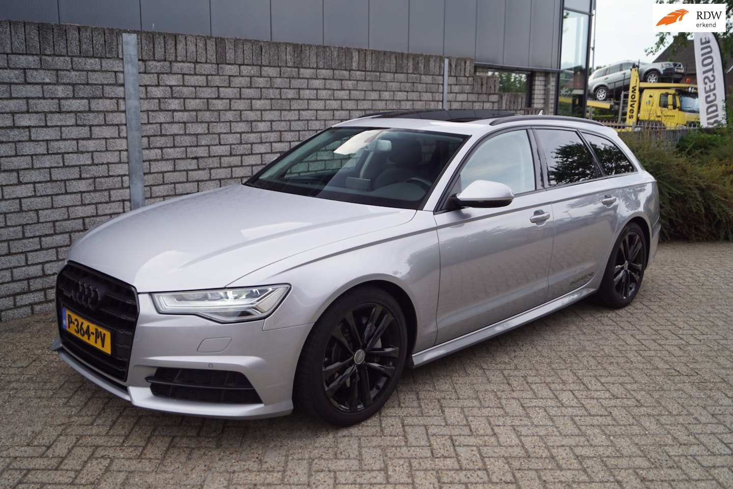 Audi A6 Avant - 2.0 TFSI quattro S line Edition Autom Panodak Leder/Alcantara Navi Camera Clima Xenon Crui - AutoWereld.nl