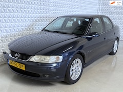 Opel Vectra - 1.8-16V Sport Edition in originele staat 189.000km (2000)
