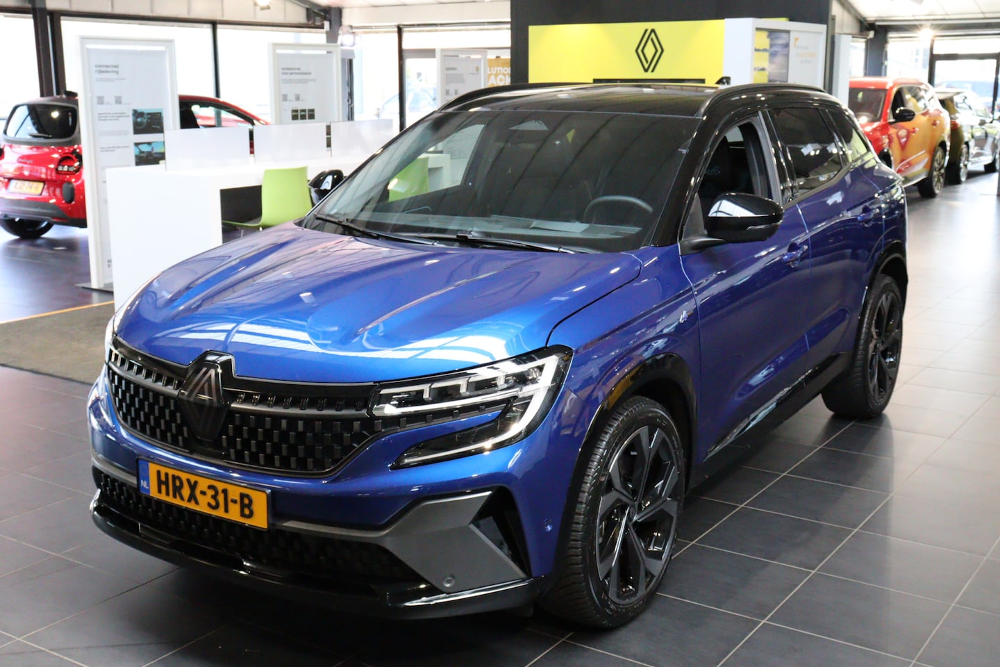 Renault Austral - 1.2 E-Tech full hybrid 200 iconic esprit Alpine 1.2 E-Tech full hybrid 200 iconic esprit Alpine - AutoWereld.nl