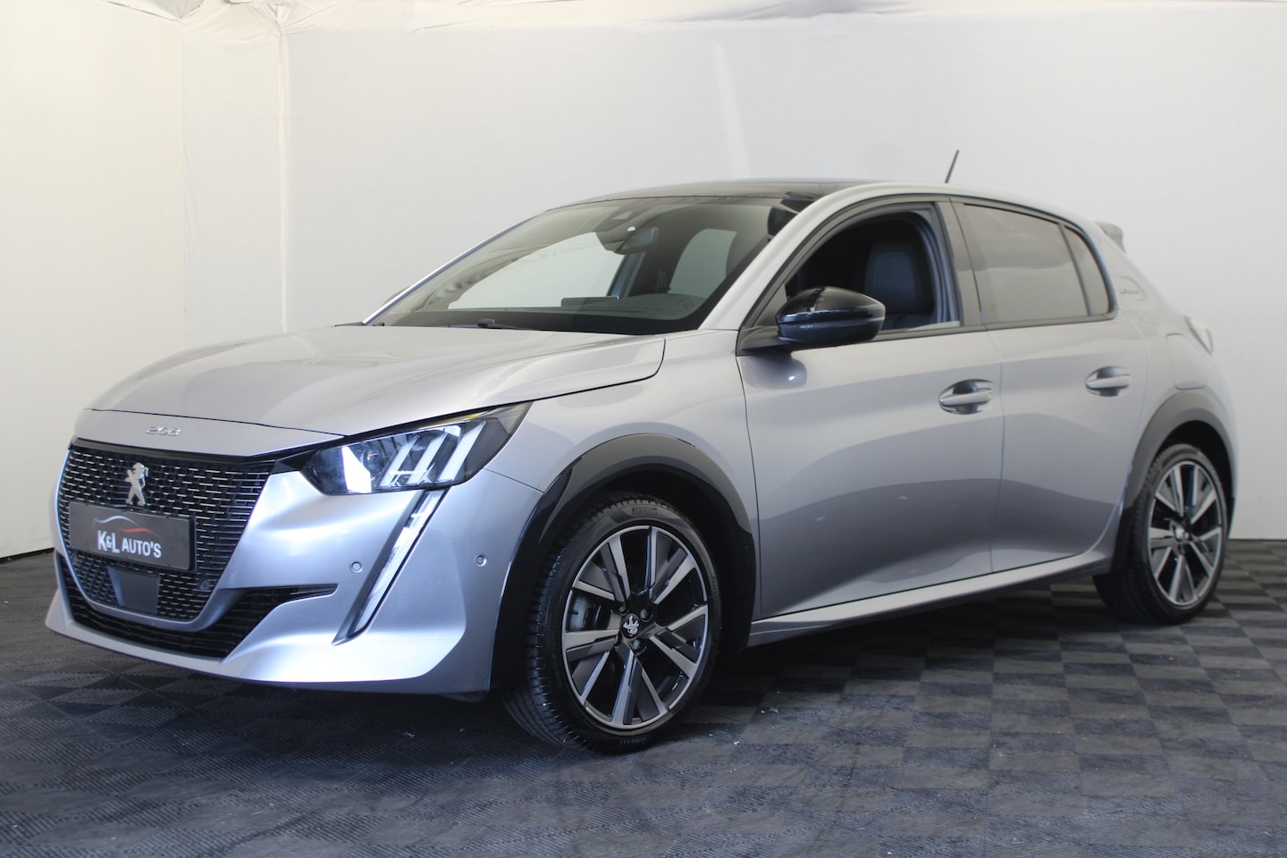 Peugeot 208 - 1.2 PureTech GT-Line |Pano|Navi|Camera| - AutoWereld.nl