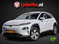 Hyundai Kona Electric - EV Premium 64 kWh SOH 95% Warmtepomp/ Stuur+stoelverwarming/ Blindspot/ Schuifdakje/ Camer