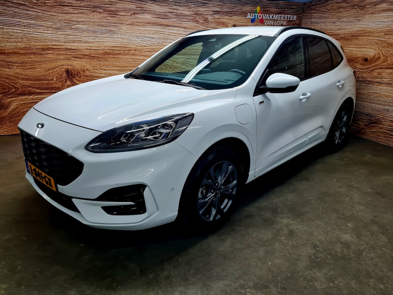 Ford Kuga - 2.5 PHEV e-CVT 225pk ST-Line X Trekhaak All-in prijs + 12 mnd garantie. - AutoWereld.nl