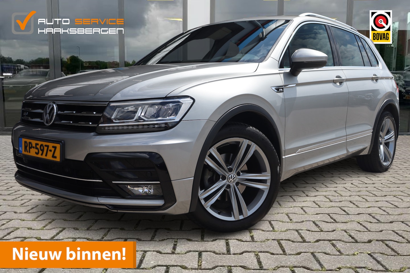 Volkswagen Tiguan - 1.4 TSI R-Line | Pano | Trekhaak | Winter Pakket | - AutoWereld.nl