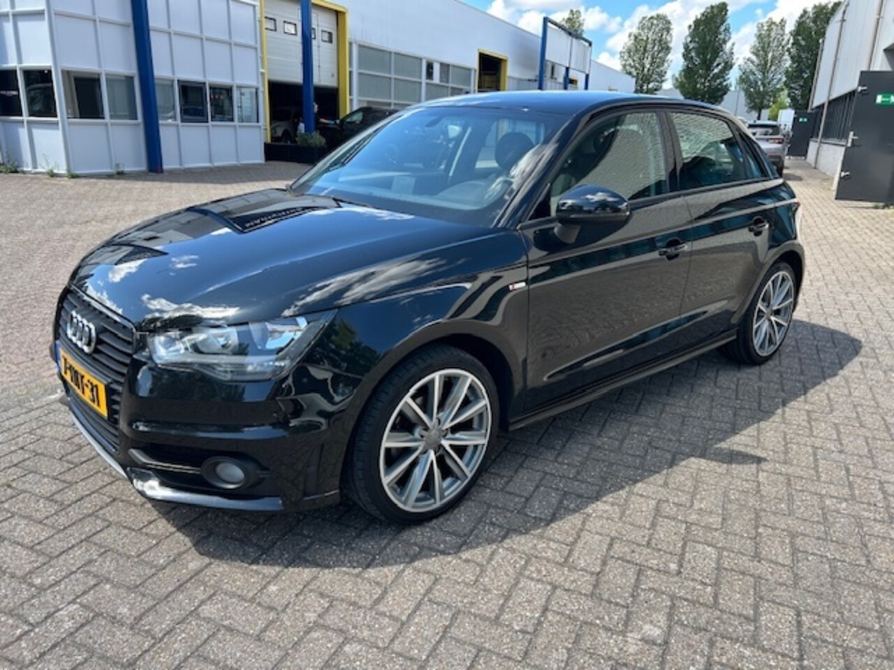 Audi A1 Sportback - 1.2 TFSI S-Line Admired NAVI CRUISE NAP! - AutoWereld.nl