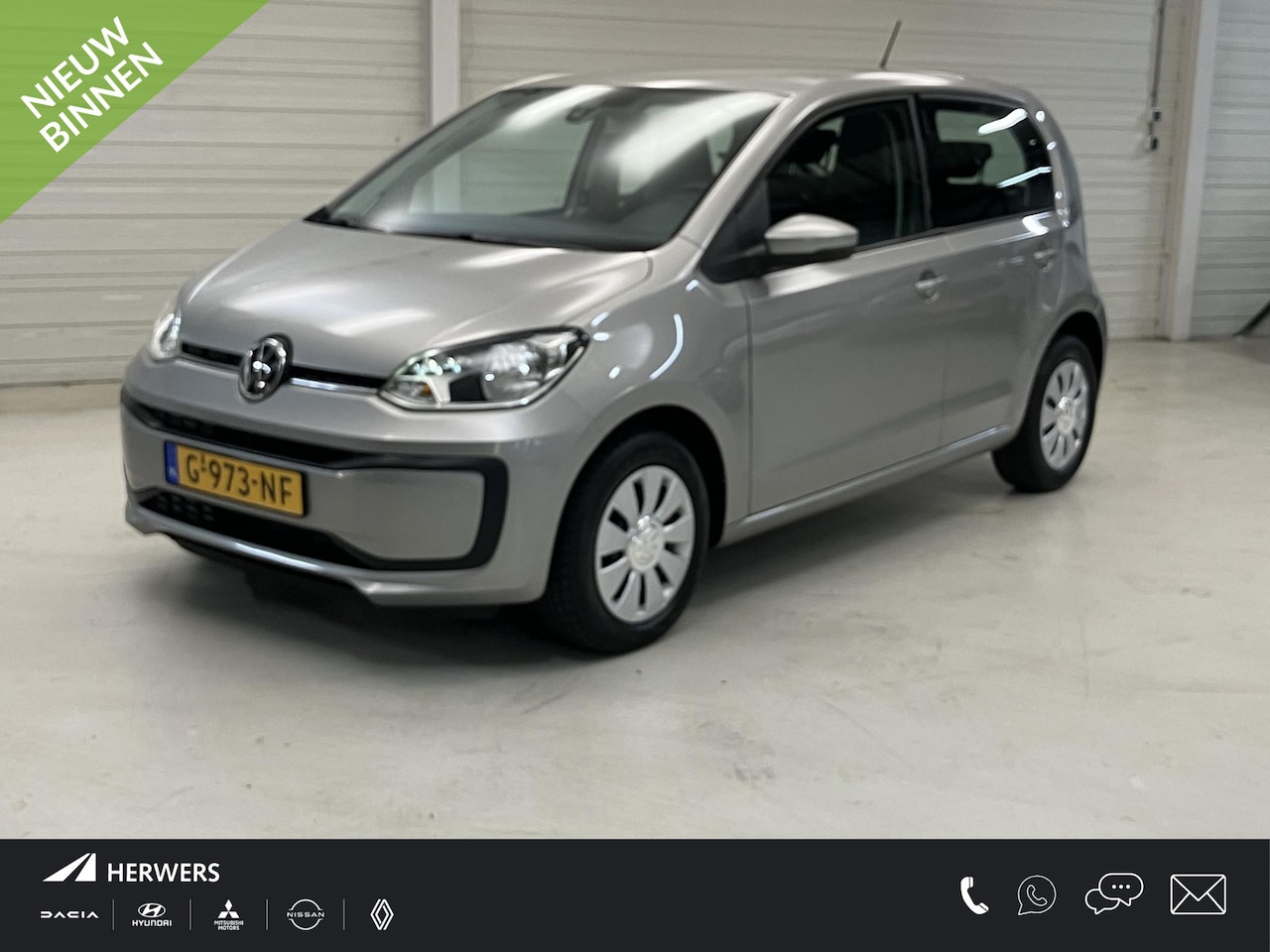 Volkswagen Up! - 1.0 BMT move up! / Nederlandse Auto / Netjes Onderhouden / All Seasonbanden / Parkeersenso - AutoWereld.nl