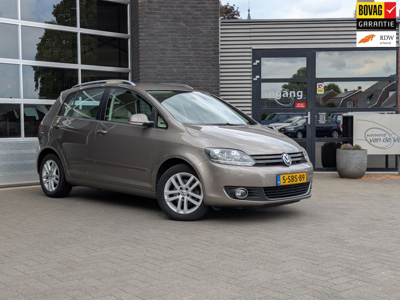 Volkswagen Golf Plus - 1.2 TSI Highline | Automaat | Cruise control | Stoelverwarming | Lederen bekleding | Elekt - AutoWereld.nl