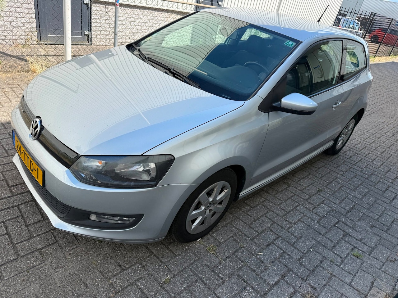 Volkswagen Polo - 1.2 TDI BlueMotion Comfortline 1.2 TDI BlueMotion Comfortline - AutoWereld.nl