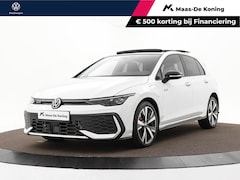 Volkswagen Golf - 1.5 eHybrid 272pk DSG GTE · Panoramadak · Camera · Head-Up Display · ACC · Matrix LED · Op