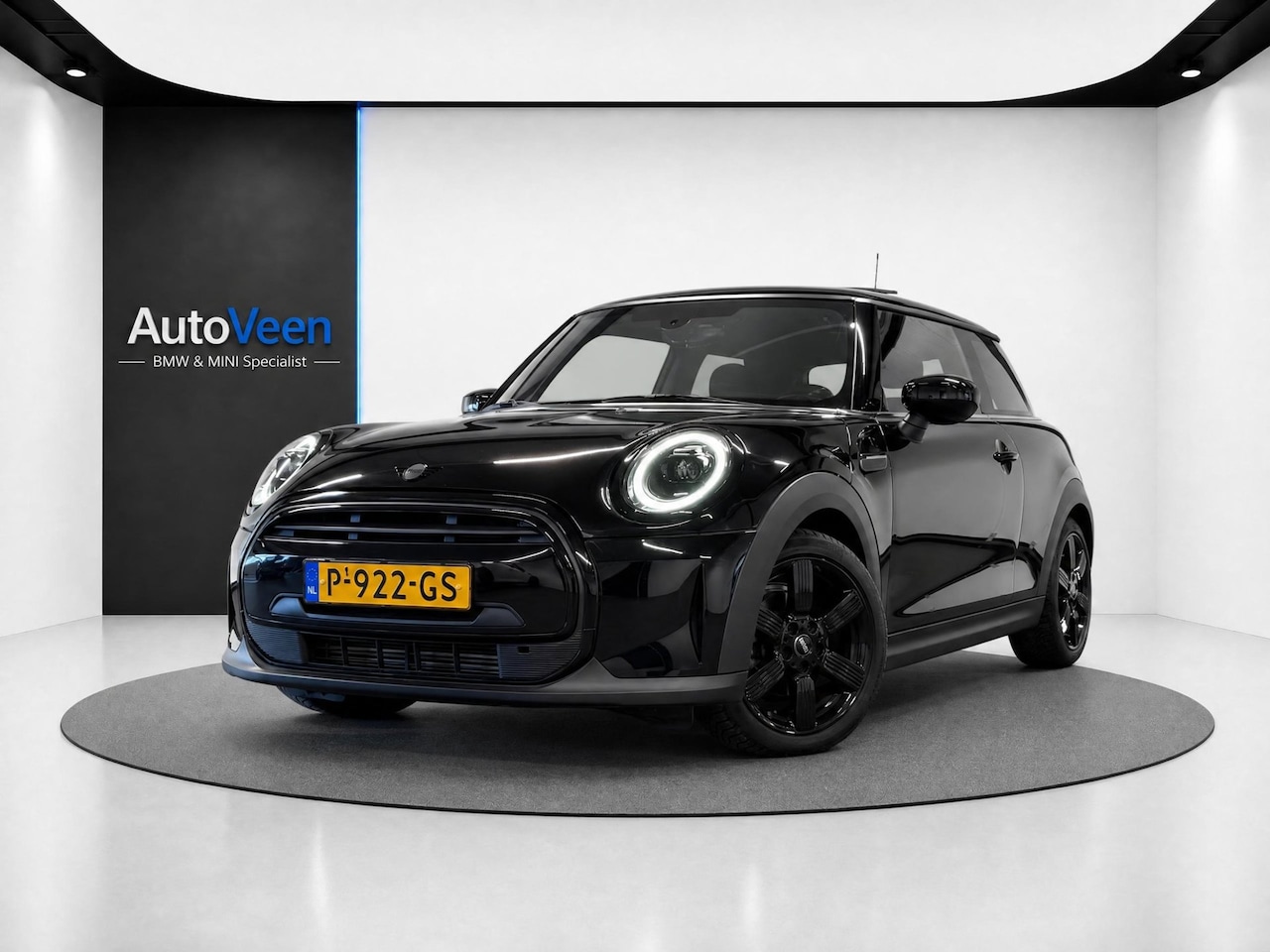 MINI 3-Deurs - 1.5 Cooper Camden Edition (PANO, NAVI, CARPLAY, LED, LEDER) - AutoWereld.nl