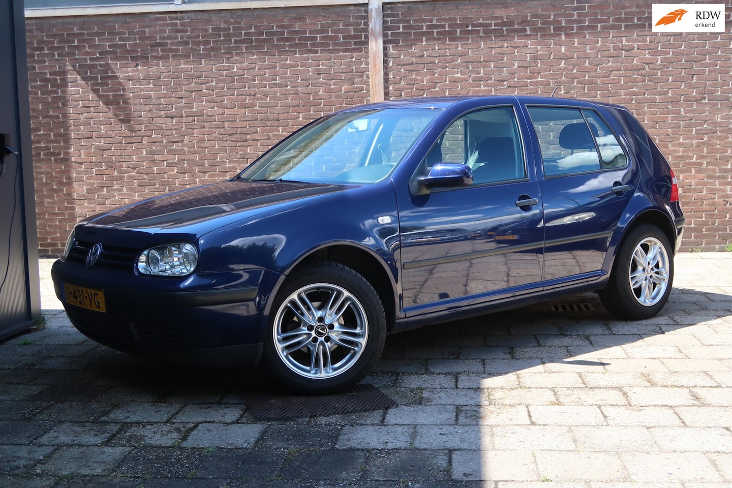 Volkswagen Golf - 1.4-16V *Rijklaarprijs * Airco *APK - AutoWereld.nl