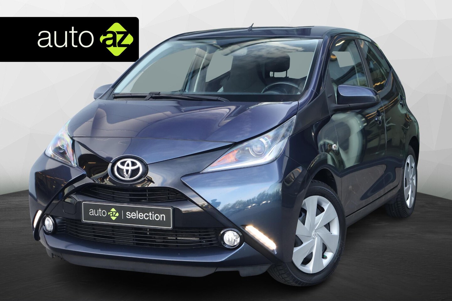 Toyota Aygo - 1.0 VVT-i x-play / Camera / Airco - AutoWereld.nl