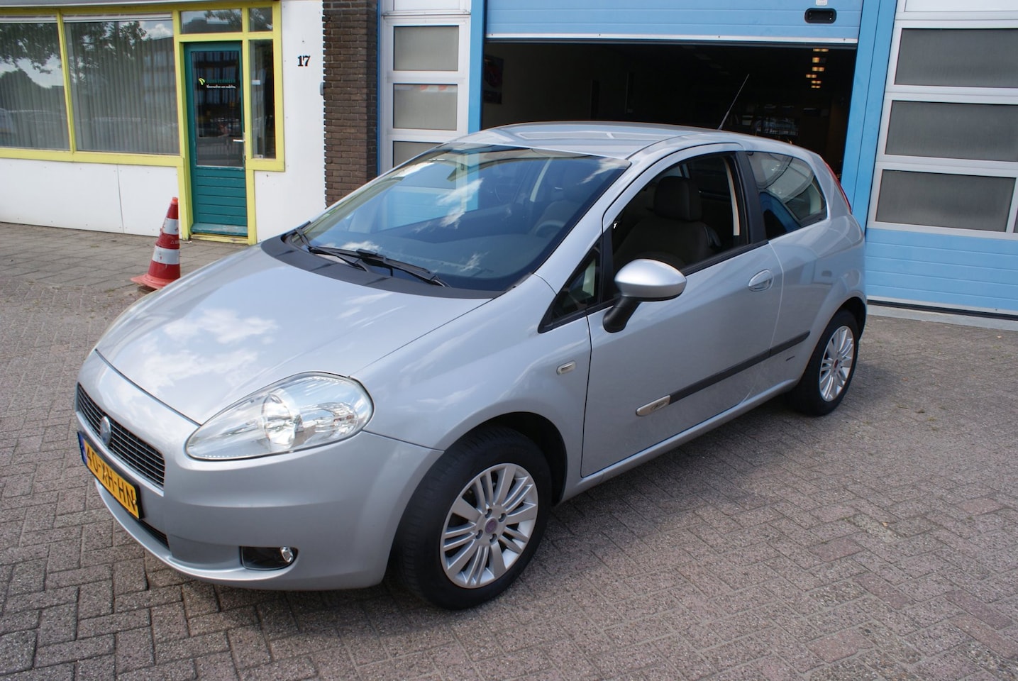 Fiat Grande Punto - 1.4 Dynamic 1.4 Dynamic - AutoWereld.nl