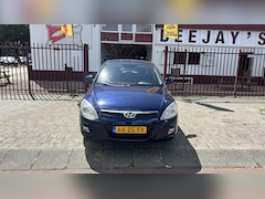 Hyundai i30 - 1.6i CVVT 126pk blue