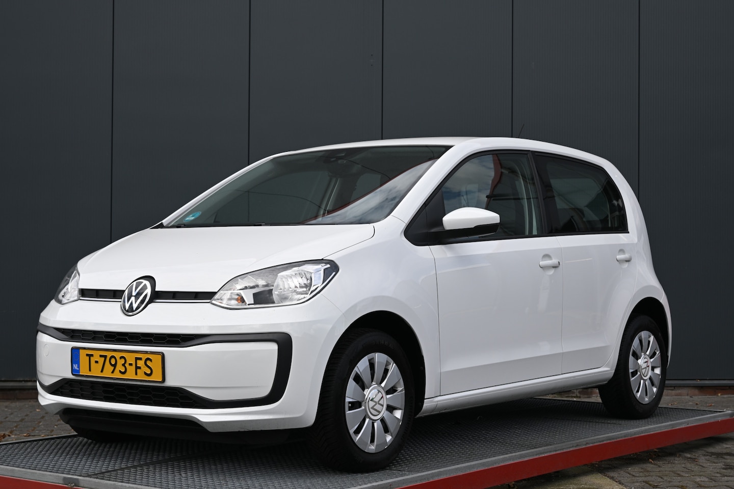 Volkswagen Up! - 1.0 1.0 - AutoWereld.nl