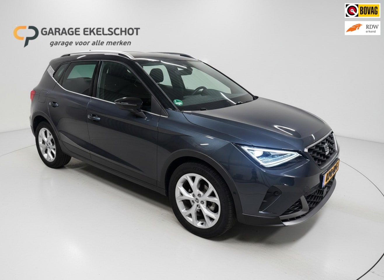 SEAT Arona - 1.0 EcoTSI FR Business Connect|ACC|Stoelverw|Camera|Carplay - AutoWereld.nl