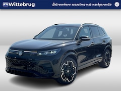 Volkswagen Tiguan - 1.5 eHybrid 272pk R-Line DSG Automaat Black Style / Panorama schuifdak / LM 20 inch / Wegk