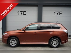 Mitsubishi Outlander - 2.0i