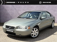 Volvo S60 - 2.4 Edition II Chrono | Unieke Kilometerstand | Stoelverwarming | Schuif/Kanteldak | Trekh
