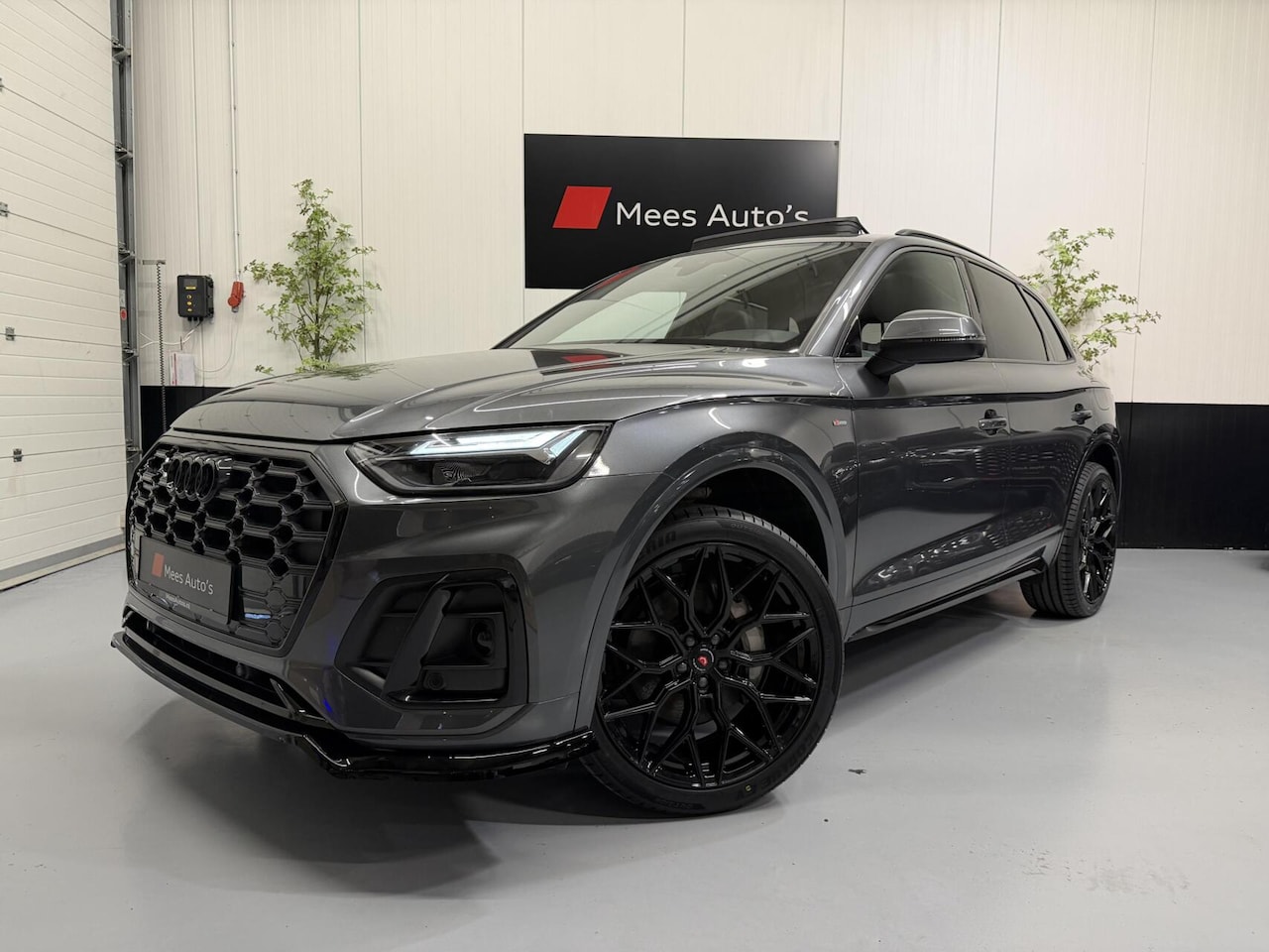 Audi Q5 - 50 TFSI e S edition|Pano|Camera|Trekhaak|Carplay|21" - AutoWereld.nl
