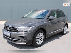 Volkswagen Tiguan - 1.5 TSI ACT NIEUWE MODEL IN ABSOLUTE NIEUWSTAAT