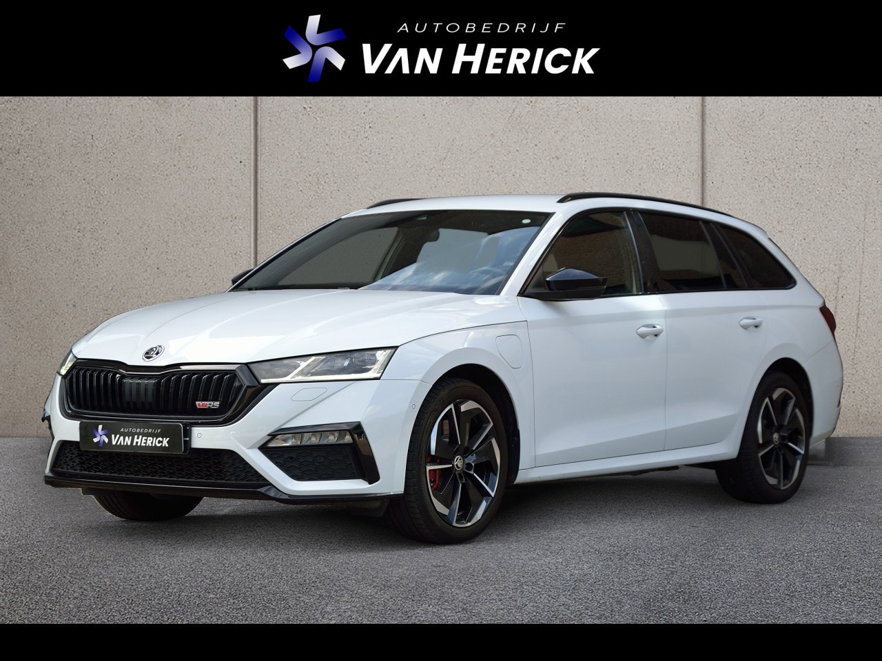 Skoda Octavia Combi - 1.4 TSI RS iV PHEV 245PK | Winterpakket| Head-Up | Canton Audio | LED Matrix - AutoWereld.nl
