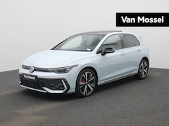Volkswagen Golf - 1.5 eHybrid GTE 272 PK| Panoramadak | DCC | Navigatie | LED Matrix | Head-Updisplay | Dode