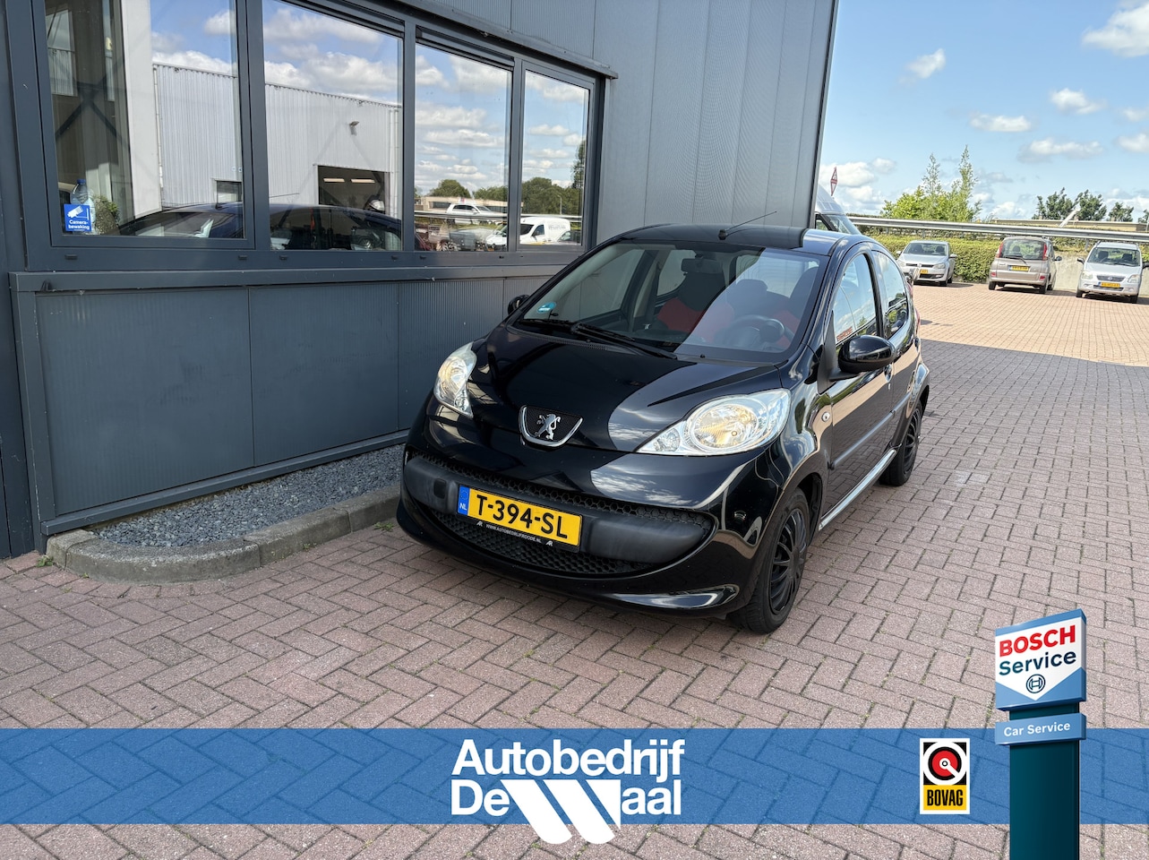 Peugeot 107 - 1.0 12v Urban Move 5-drs. AIRCO/COMPLEET - AutoWereld.nl
