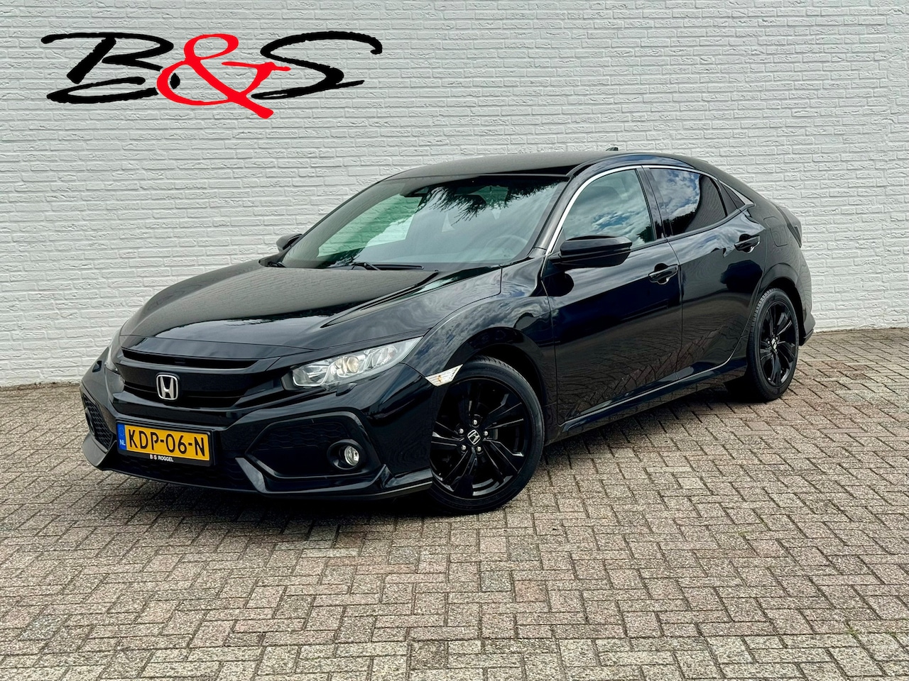 Honda Civic - 1.0 i-VTEC PDC+Camera Clima Navigatie Stoelverwarming Adapt cruise Lane assist Dab+ - AutoWereld.nl
