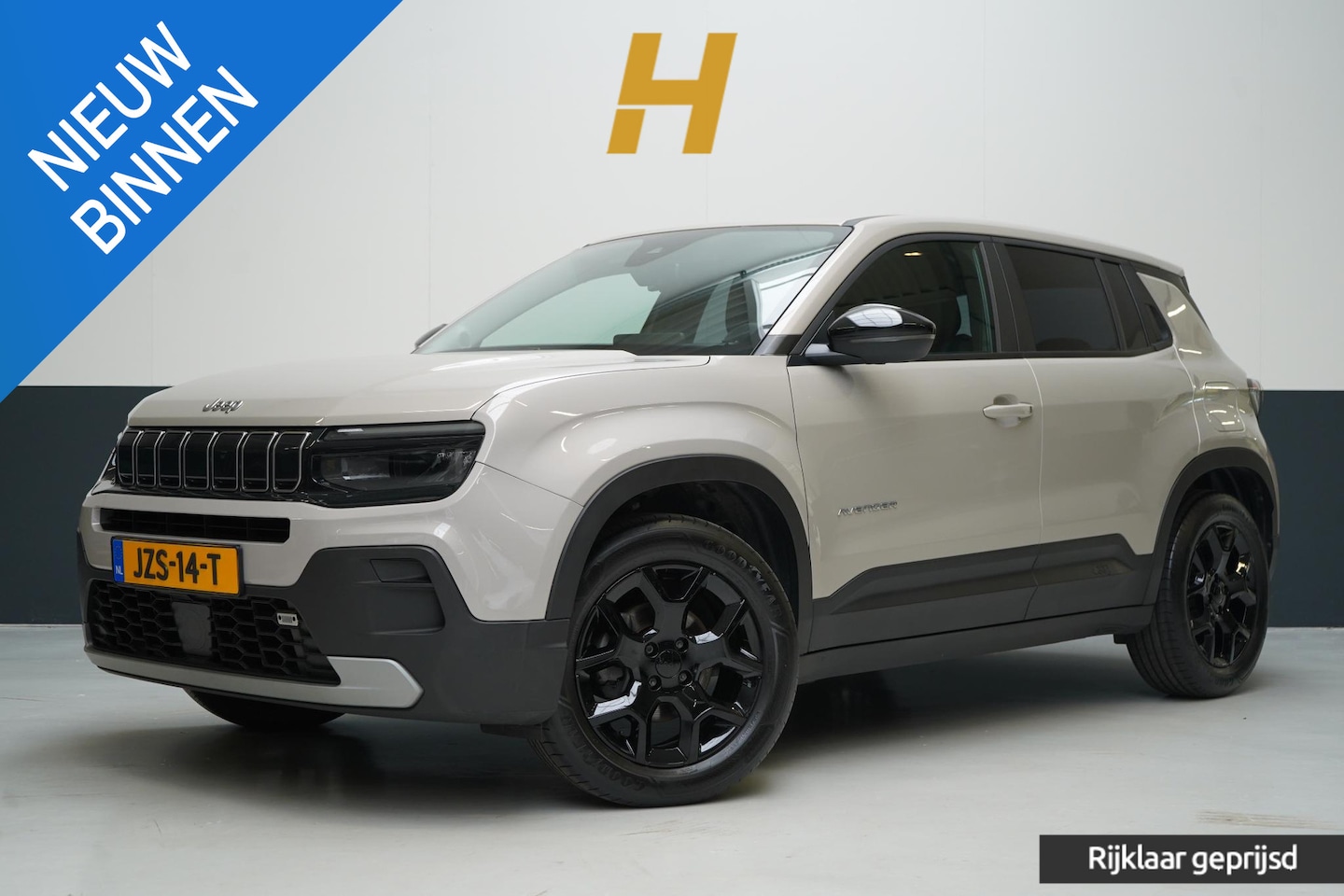 Jeep Avenger - 1.2 Longitude | Navigatie | Climate control | Adapt. cruise | Stuurverwarming - AutoWereld.nl