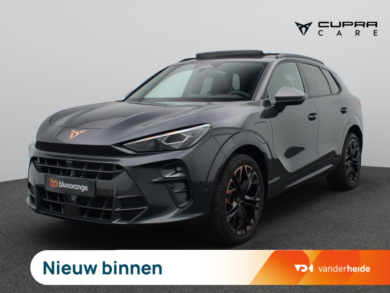CUPRA Terramar - 1.5 TSI e-Hybrid VZ Performance 272PK DSG Panoramadak, Wegklapbare trekhaak, 20'' LM Velge - AutoWereld.nl
