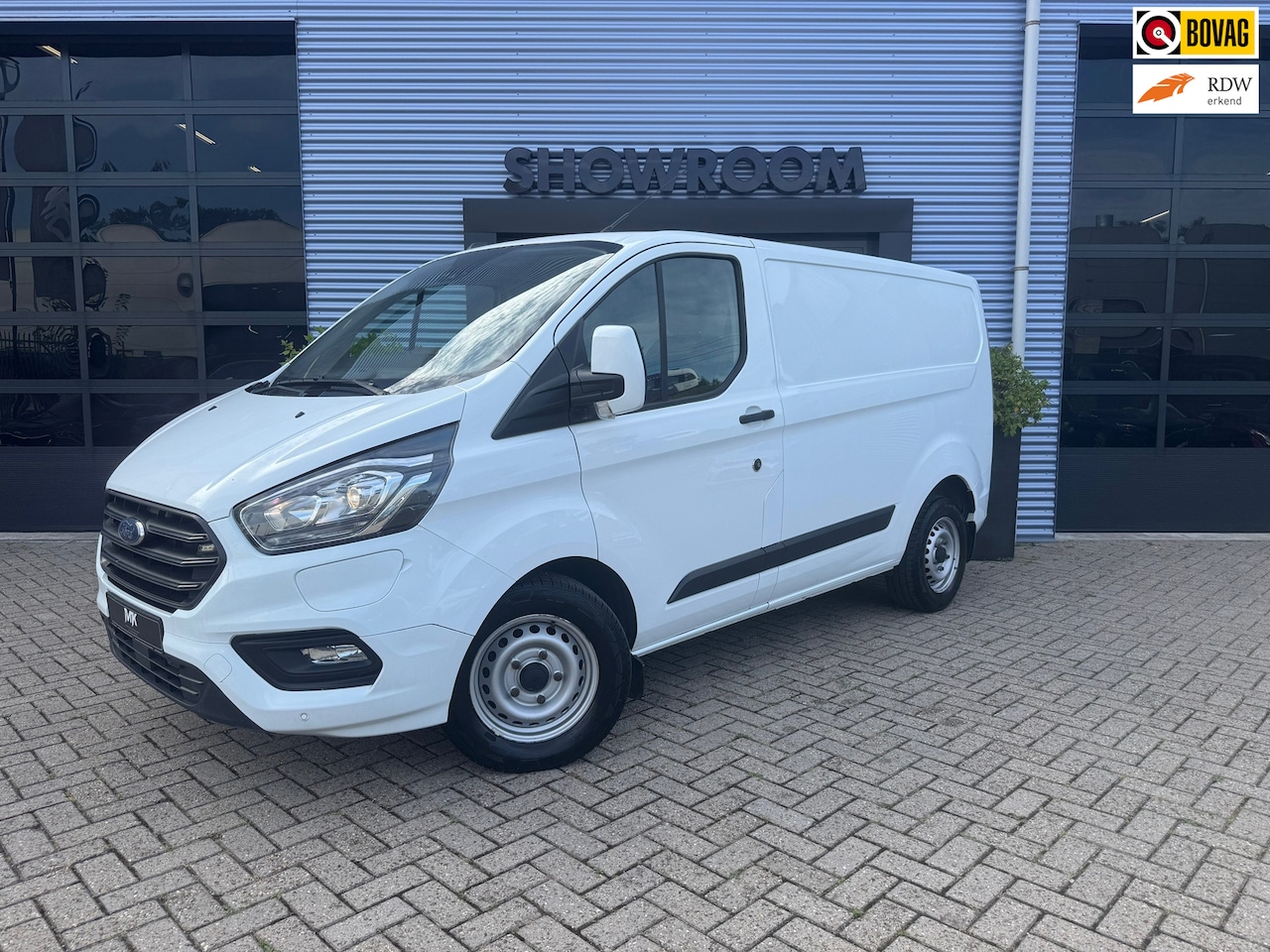 Ford Transit Custom - 340 1.0 EcoBoost L1H1 PHEV Trend CAMERA|APPLECARPLAY|PDC|CRUISE|STOELVERWARMING - AutoWereld.nl